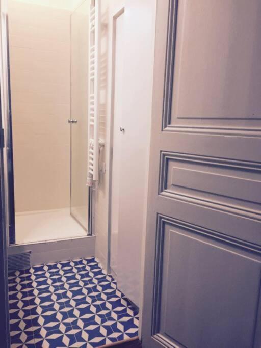 Appartement De Charme De 60 M2 Entre Montmartre Et Batignolles París Exterior foto